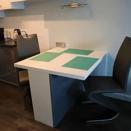 Uroczy Apartament- شقة *