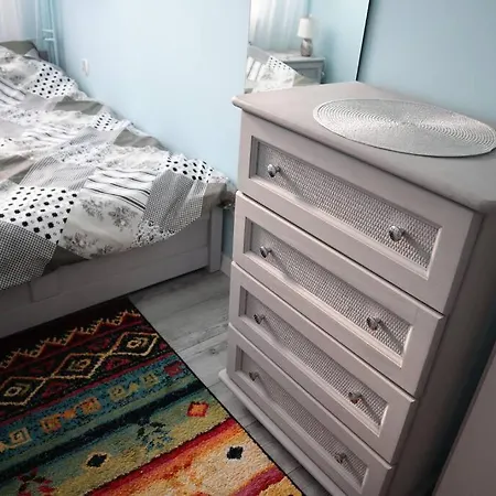 Uroczy Apartament- *