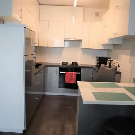 Uroczy Apartament- Lägenhet Kołobrzeg