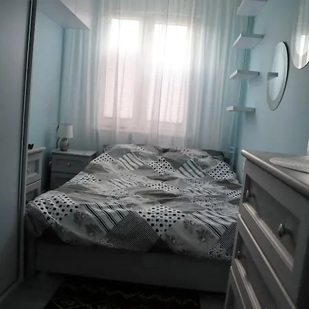 Uroczy Apartament- Appartement Kołobrzeg